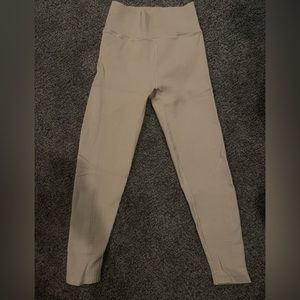 cream ribbed aerie leggings